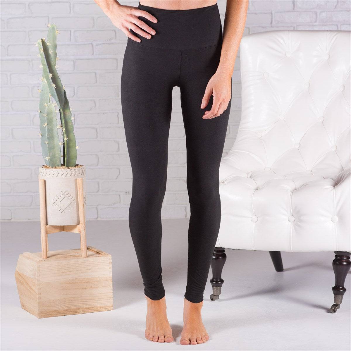 NWT pack of three New Mix premium fleece-lined leggings. High waist. One  size